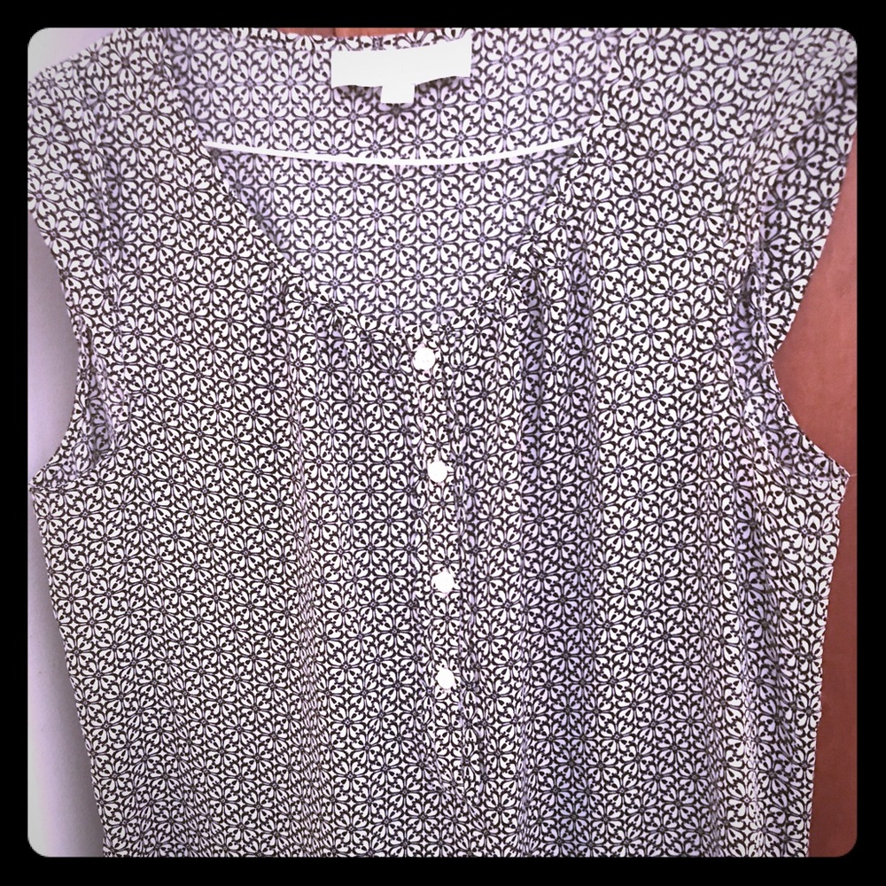 Loft black & white blouse. Size M